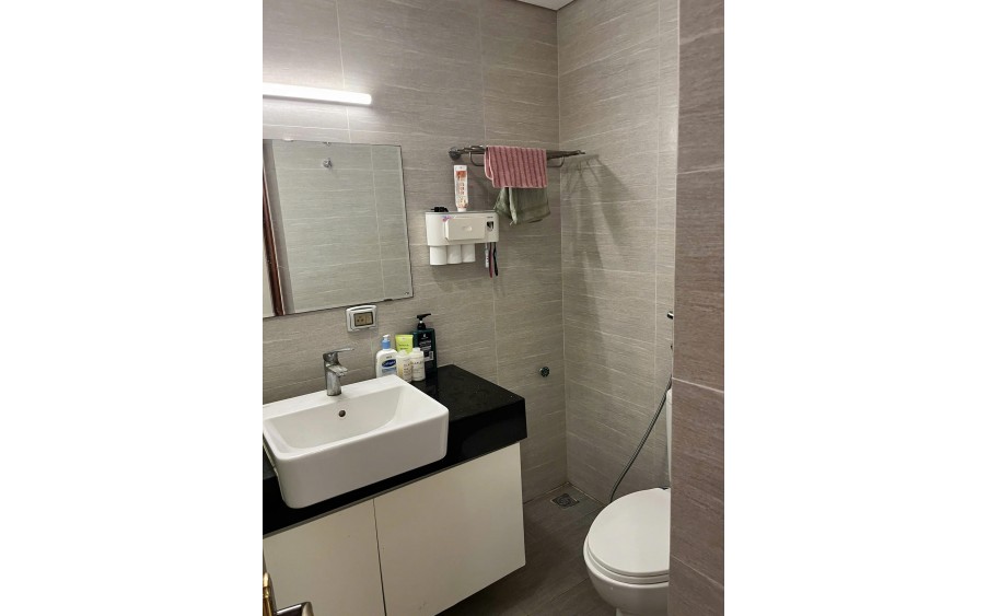 cc Cho thuê căn hộ CC Goldmark City 136 Hồ Tùng Mậu, Nam Từ Liêm, Hà Nội, Dt 70-2PN-2WC - Giá 17,5 triệu.